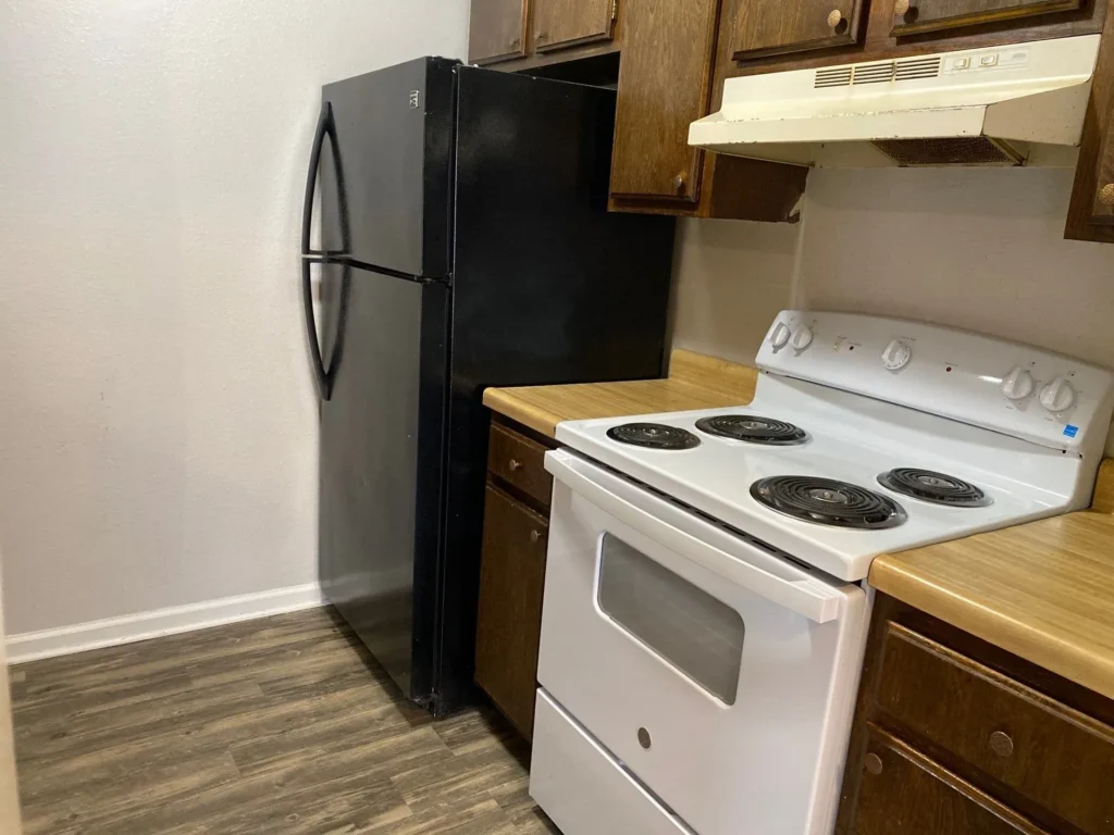 Rentals and Renovations - 282 Tinker Hill Cv D