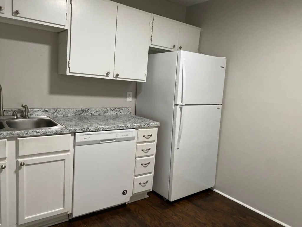 Rentals and Renovations - 25 Brianfield Cv B