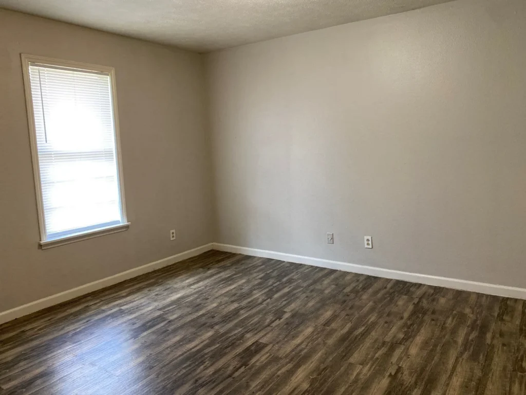 Rentals and Renovations - 282 Tinker Hill Cv D