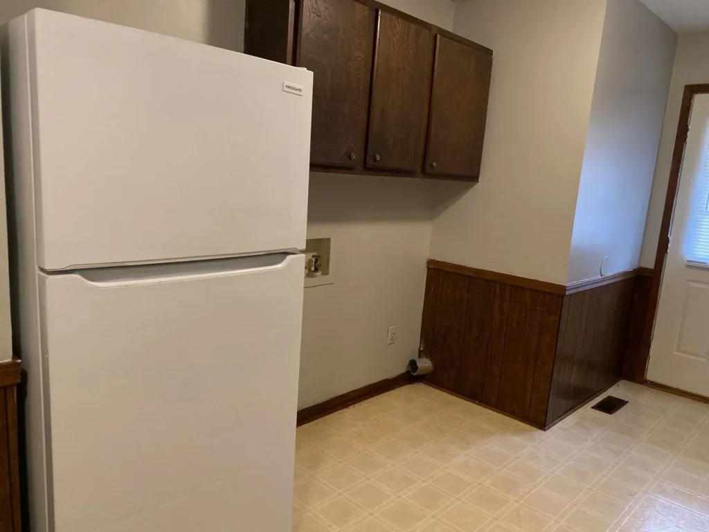 Rentals and Renovations - 25 Rossfield Cv L