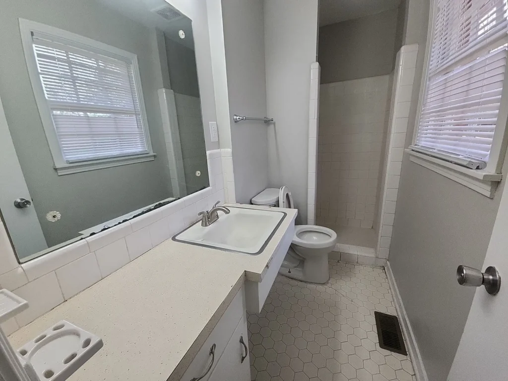 Rentals and Renovations - 208 Wallace Rd