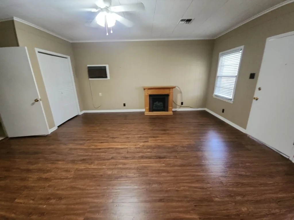 Rentals and Renovations - 457 Wallace Rd