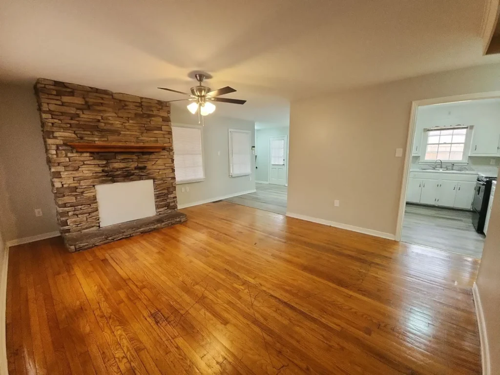Rentals and Renovations - 208 Wallace Rd