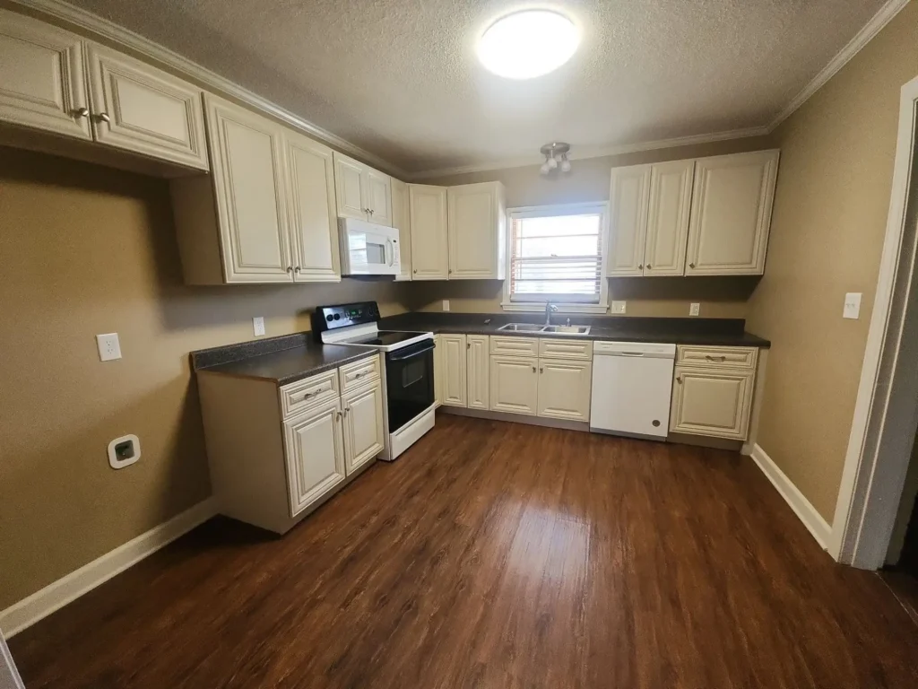 Rentals and Renovations - 457 Wallace Rd