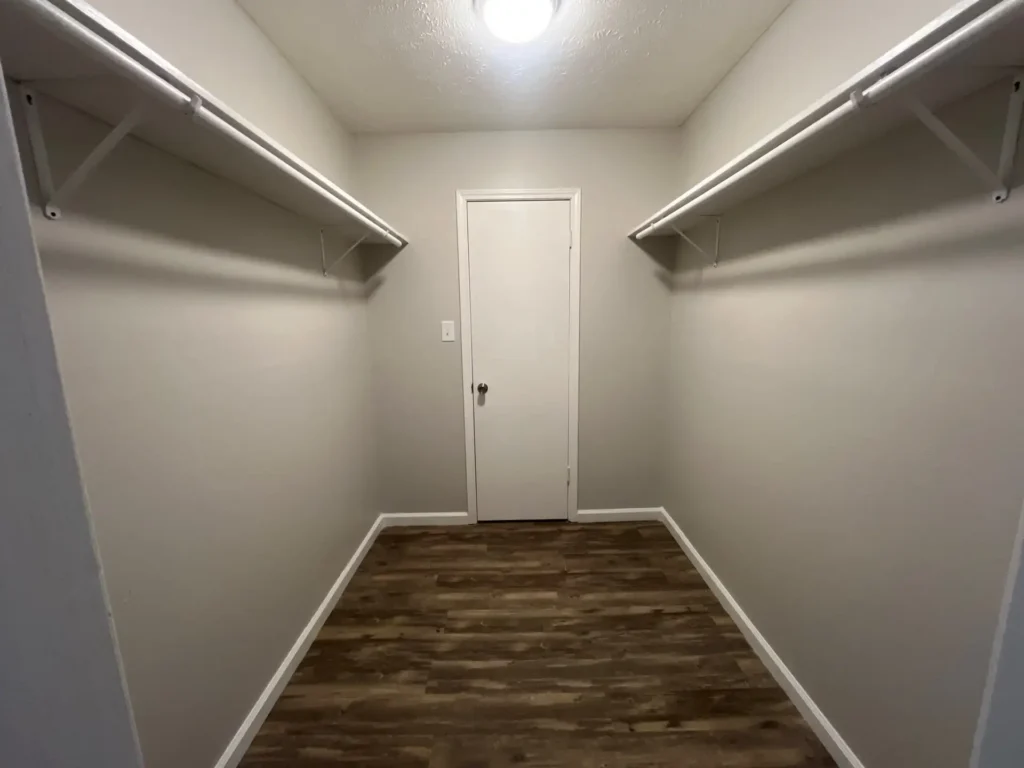 Rentals and Renovations - 294 Tinker Hill Cv D