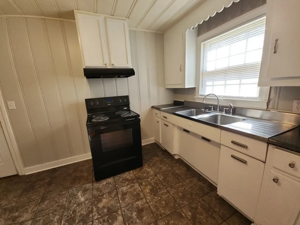 Rentals and Renovations - 18 Montclair Dr