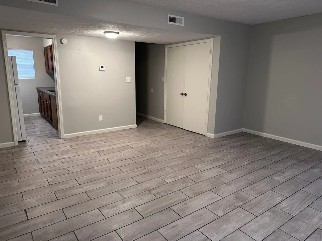 Rentals and Renovations - 289 Greenfield Dr A1