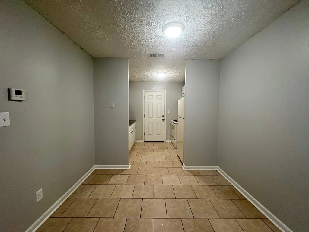 Rentals and Renovations - 11 Susan Cv L