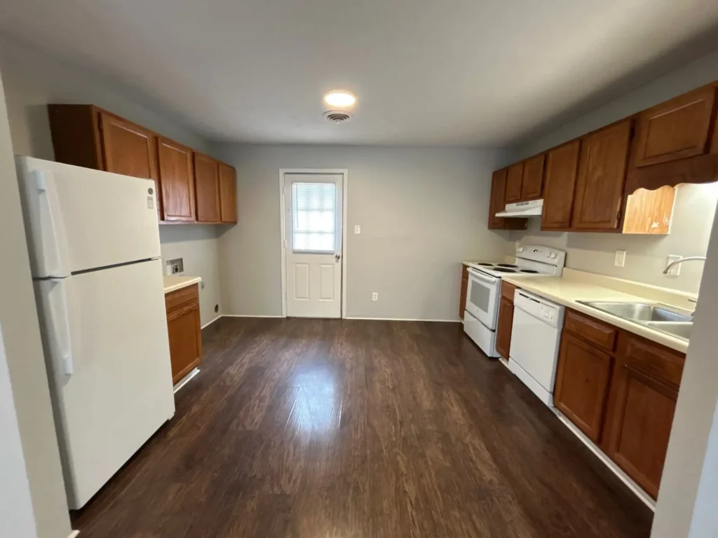 Rentals and Renovations - 263 Tinker Hill Cv C