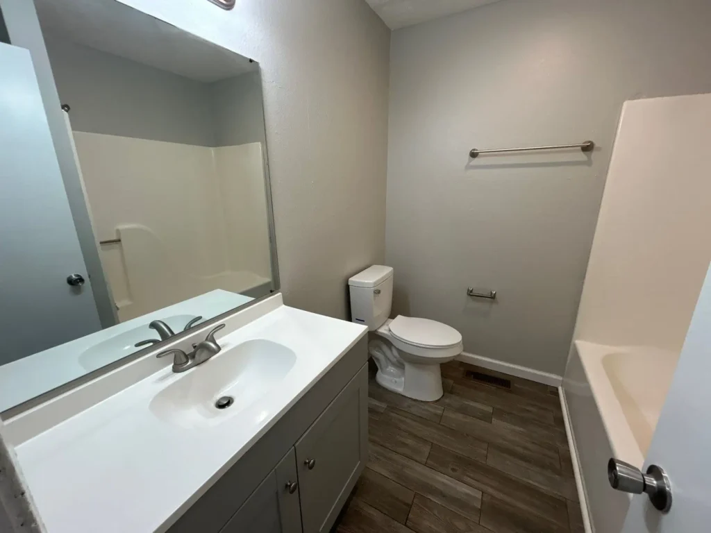Rentals and Renovations - 275 Tinker Hill Cv A