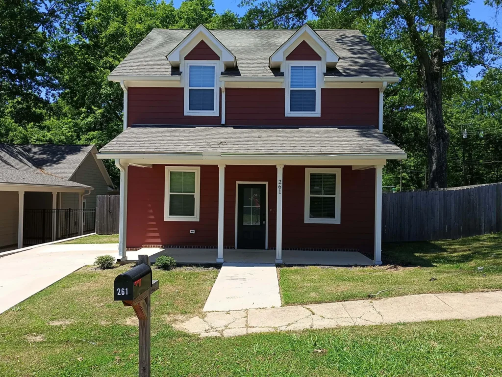 261 Cedar St