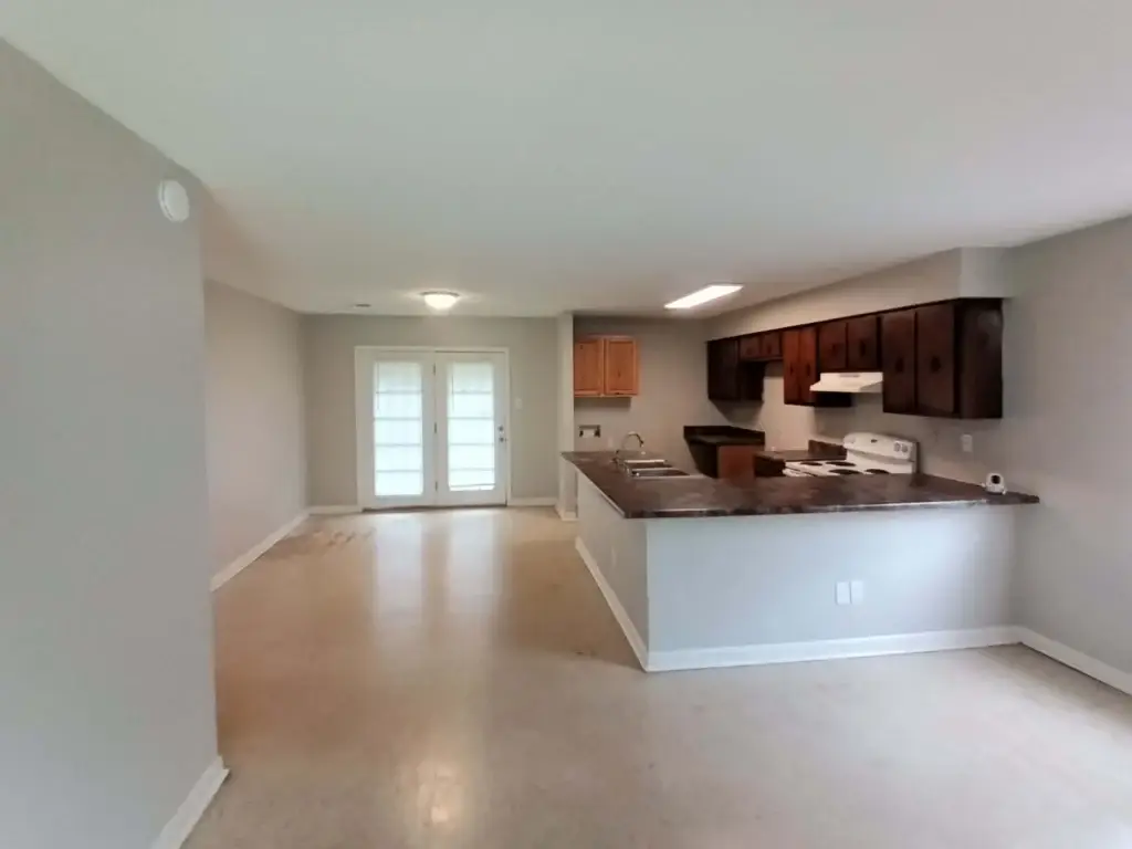 Rentals and Renovations - 48 Tracewood Cv