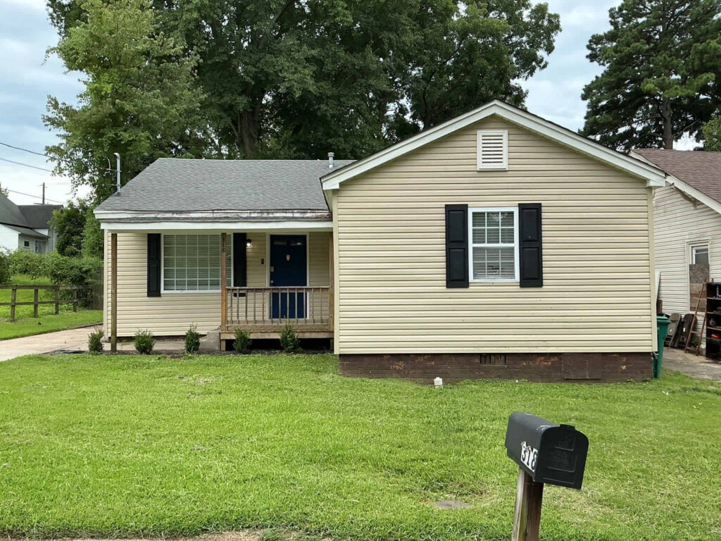 318 Linden St