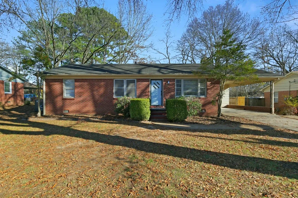 Rentals and Renovations - 60 Russel Rd 60 Russel Rd