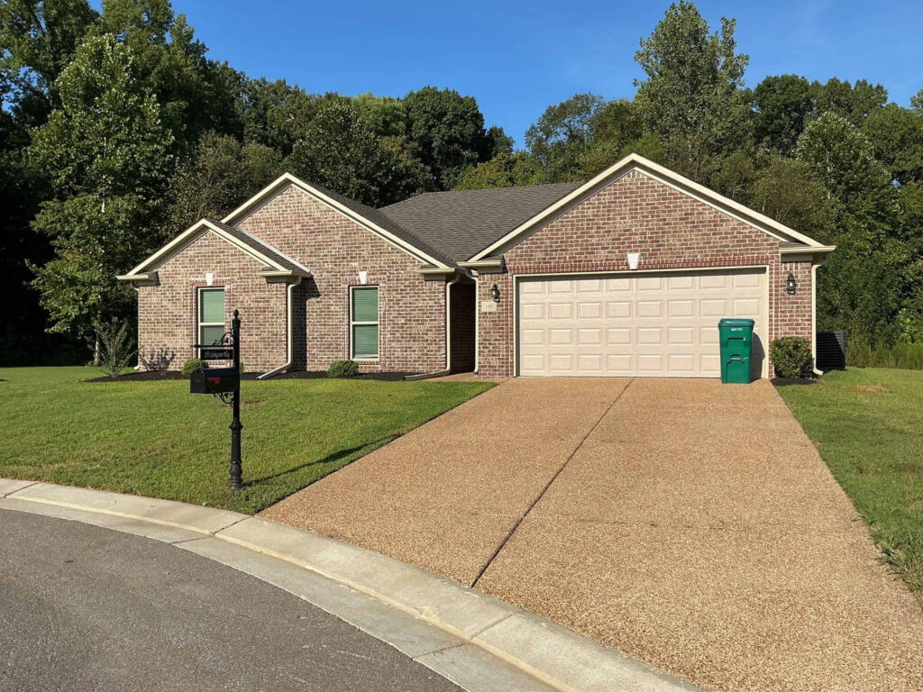 155 Livingston Way