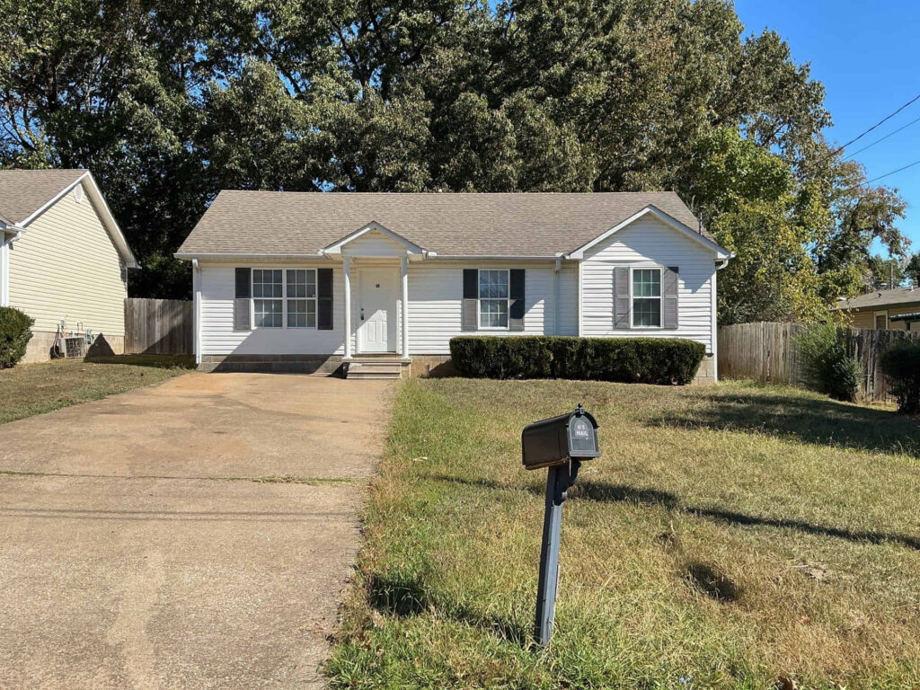12 Woodberry Trl
